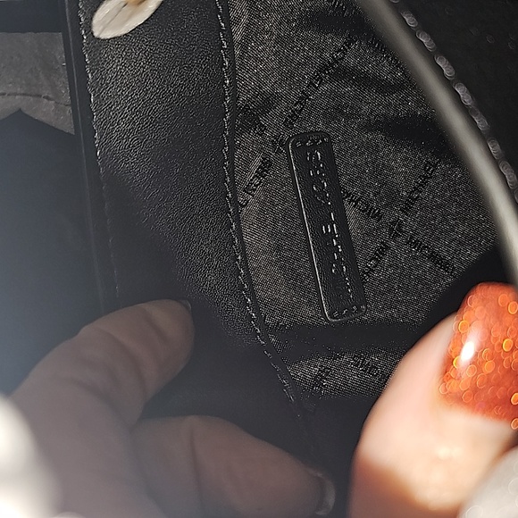 Michael Kors crossbody bag, black, NWT - Picture 6 of 6